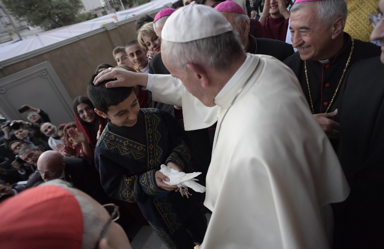 Papa Francesco incontra la comunità assiro-caldea (Tbilisi, 30 settembre 2016)