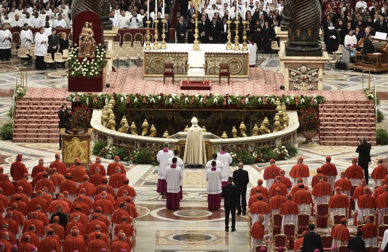 Papa Francesco presiede il Concistoro per la creazione di 17 nuovi cardinali (19 novembre 2016)