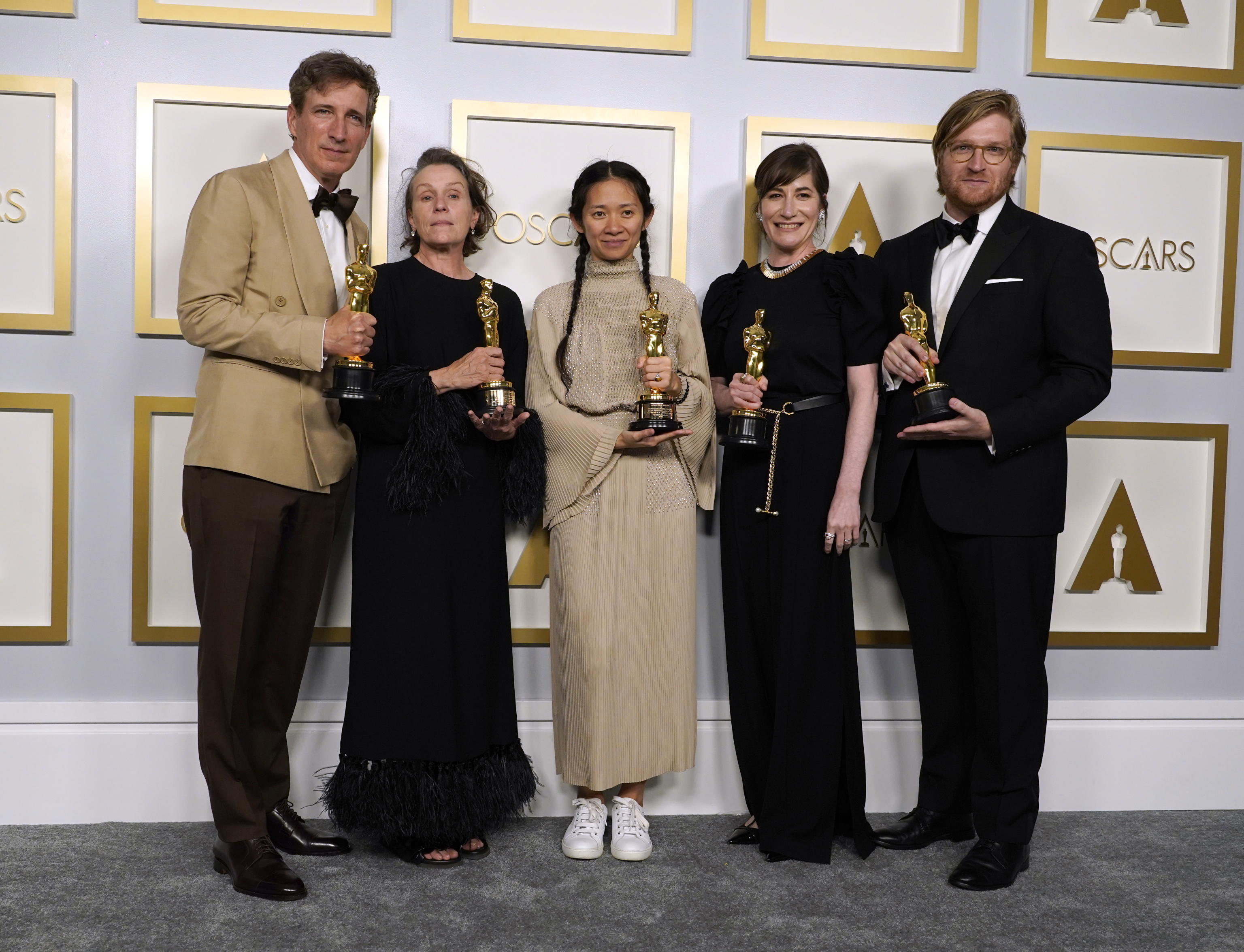La statuetta degli Academy Awards è davvero d'oro?