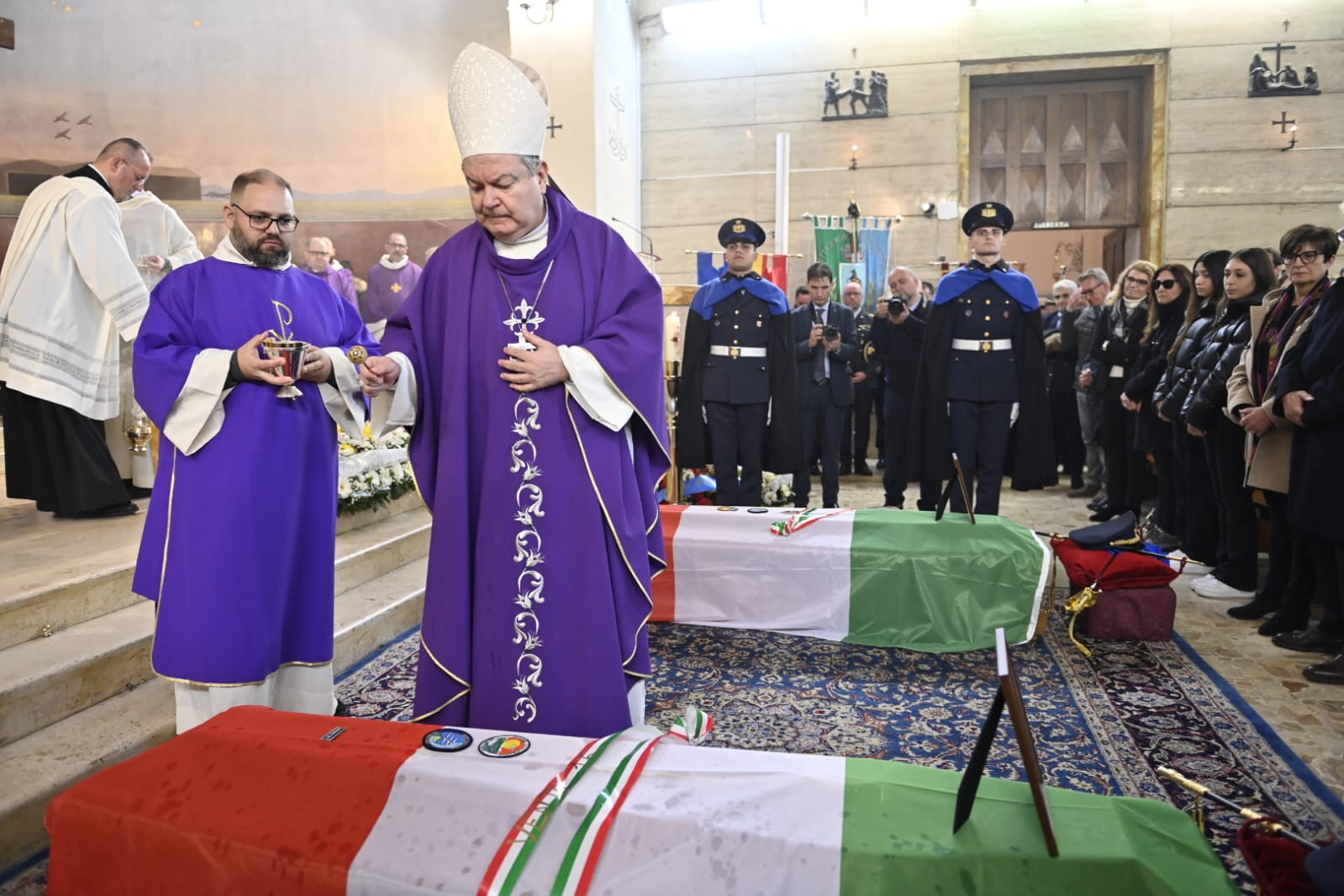 Funerali piloti Aeronautica mons. Marcian Omi Giuseppe e